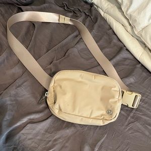 everywhere belt bag